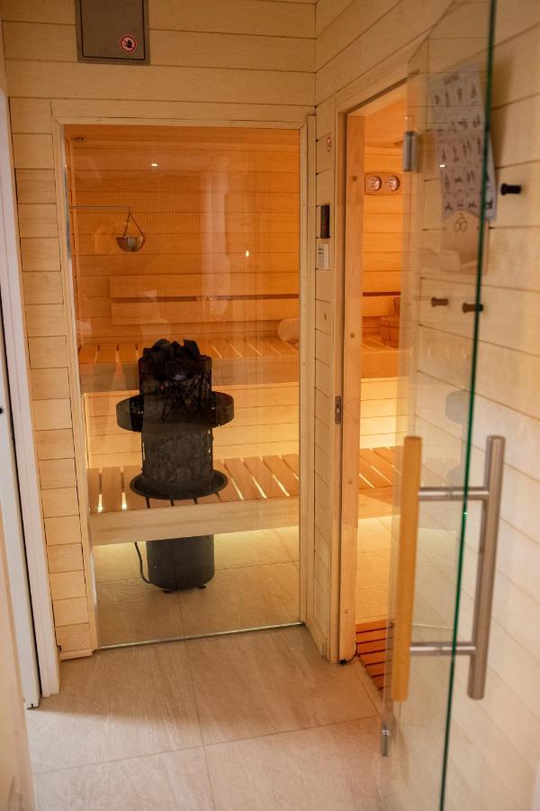 Sauna Studio Near Centre/Airport Prag Exterior foto