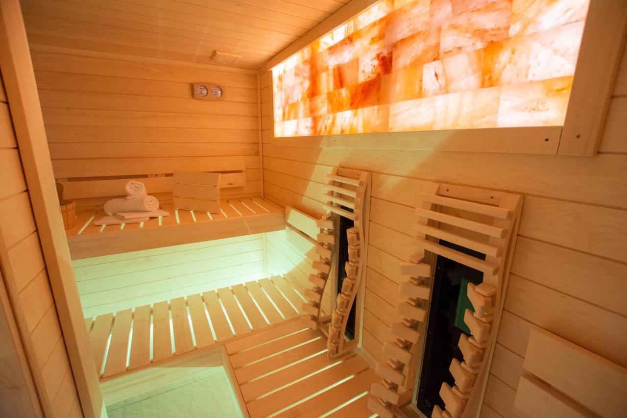 Sauna Studio Near Centre/Airport Prag Exterior foto